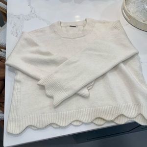 Elise Tahari Alpaca sweater.  Size L.